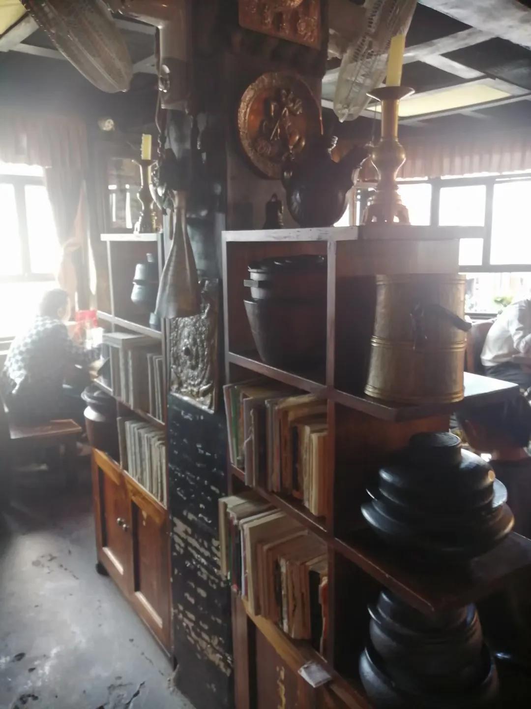 在八廓街,在八廓街慢慢逛