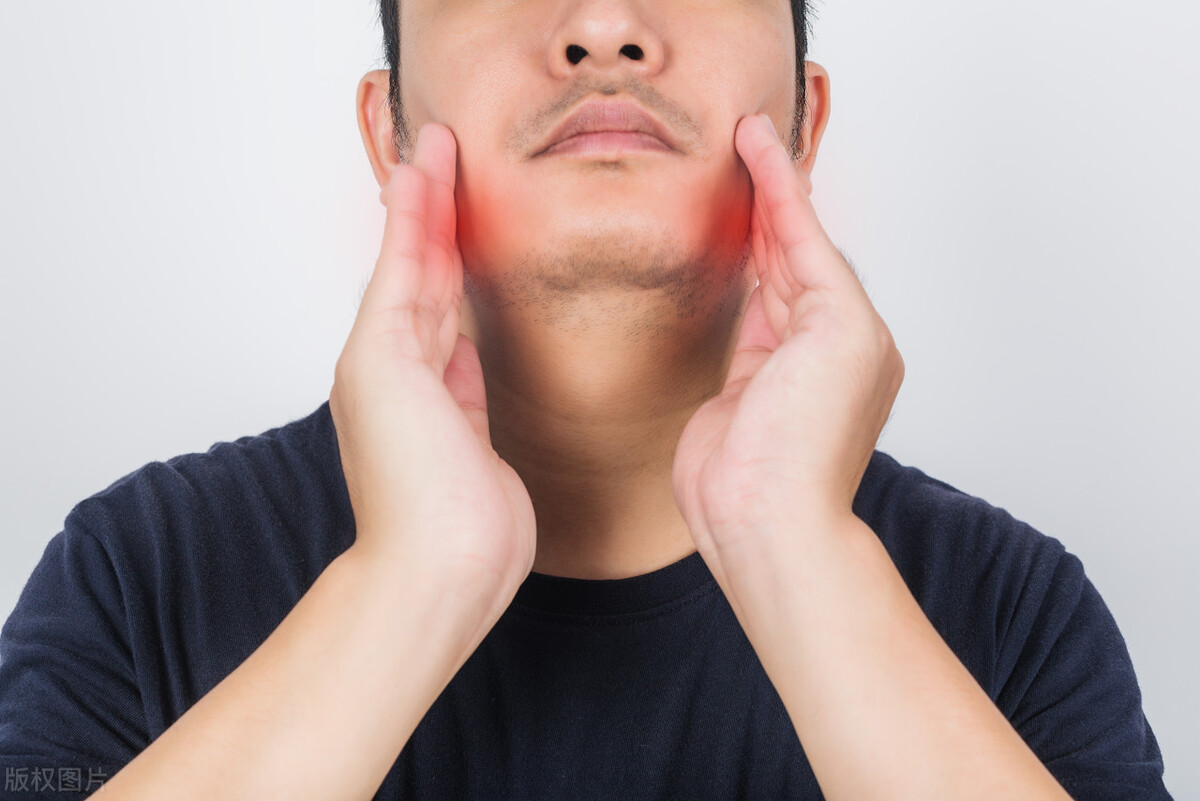 心脑血管疾病患者牙龈出血,老人牙龈出血是什么疾病