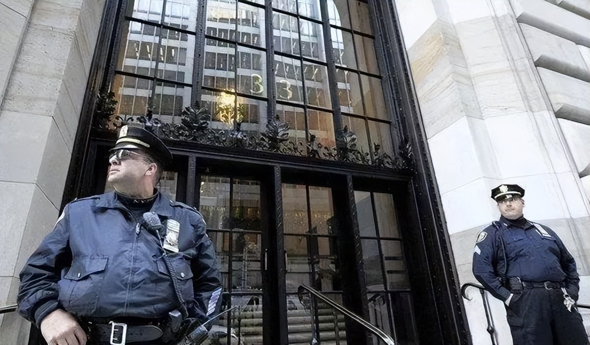 为什么各国把黄金存美,各国为什么将黄金存放在美国