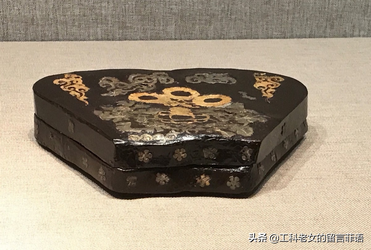 首博：流光溢彩的辽代金银器