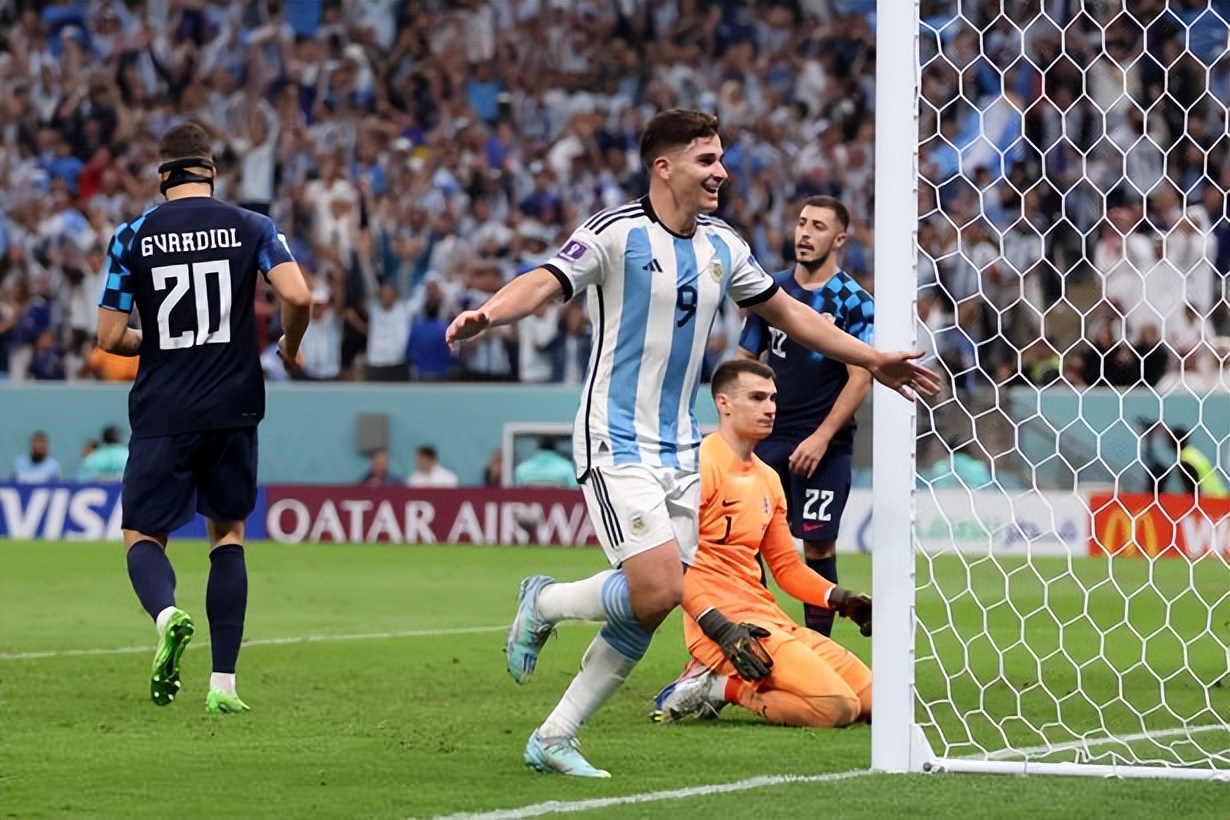 c罗梅西姆巴佩谁更厉害,姆巴佩巴黎圣日耳曼进球全纪录