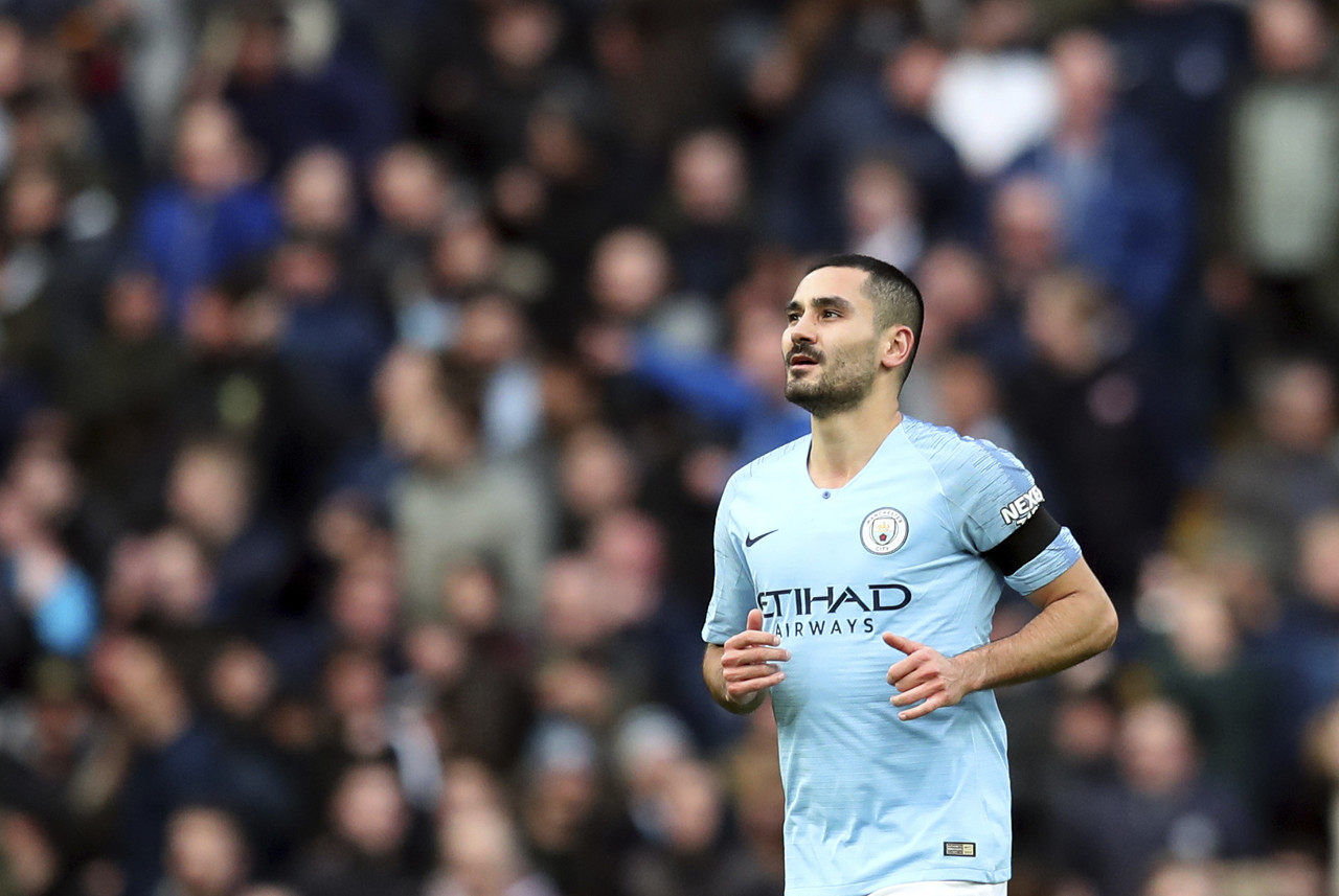 鐡滃竻鏇煎煄鍐插嚮涓夊啝,鐡滃竻鎴戝潥淇℃浖鍩庢槑骞磋兘鍙傚姞娆у啝