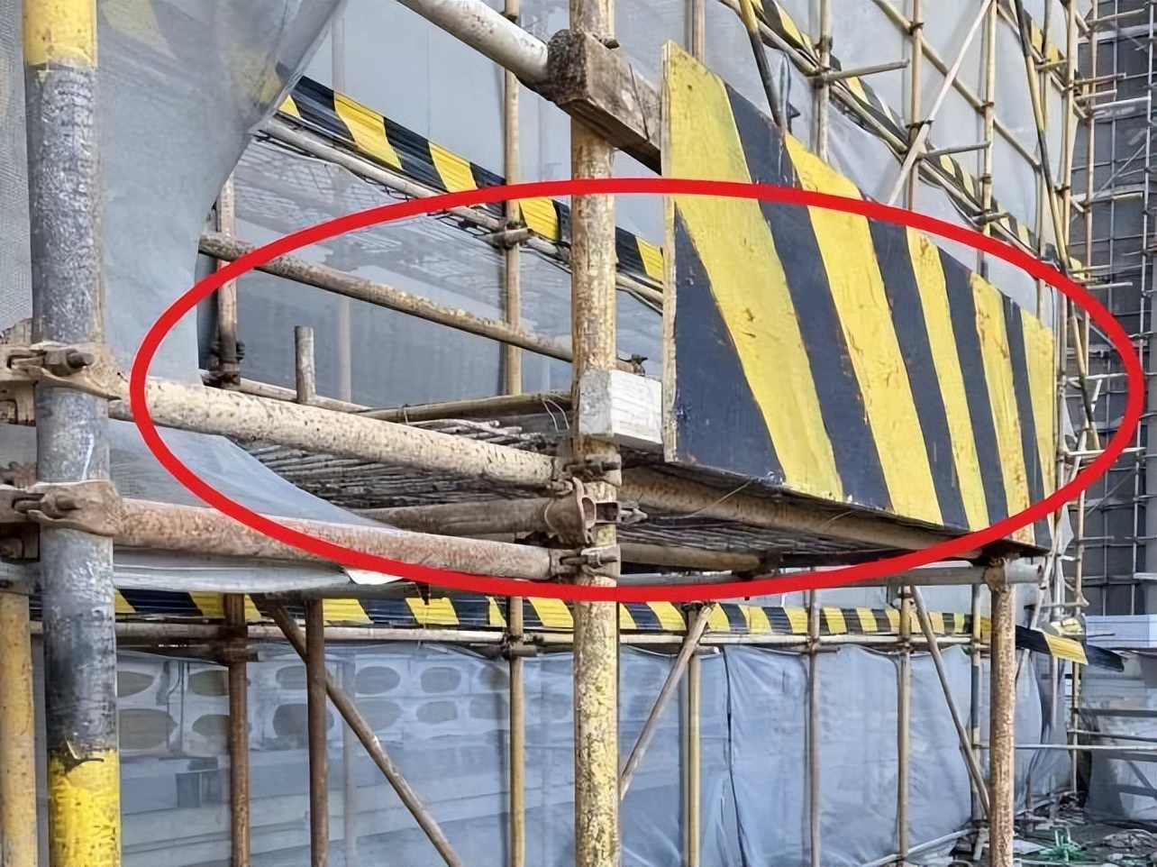 脚手架工程隐患识别图集,脚手架工程安全隐患图片讲解