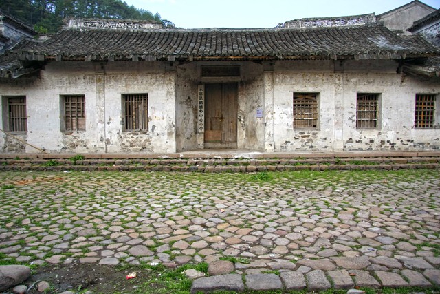 农村和县城校园欺凌,校园治安纠纷怎么办