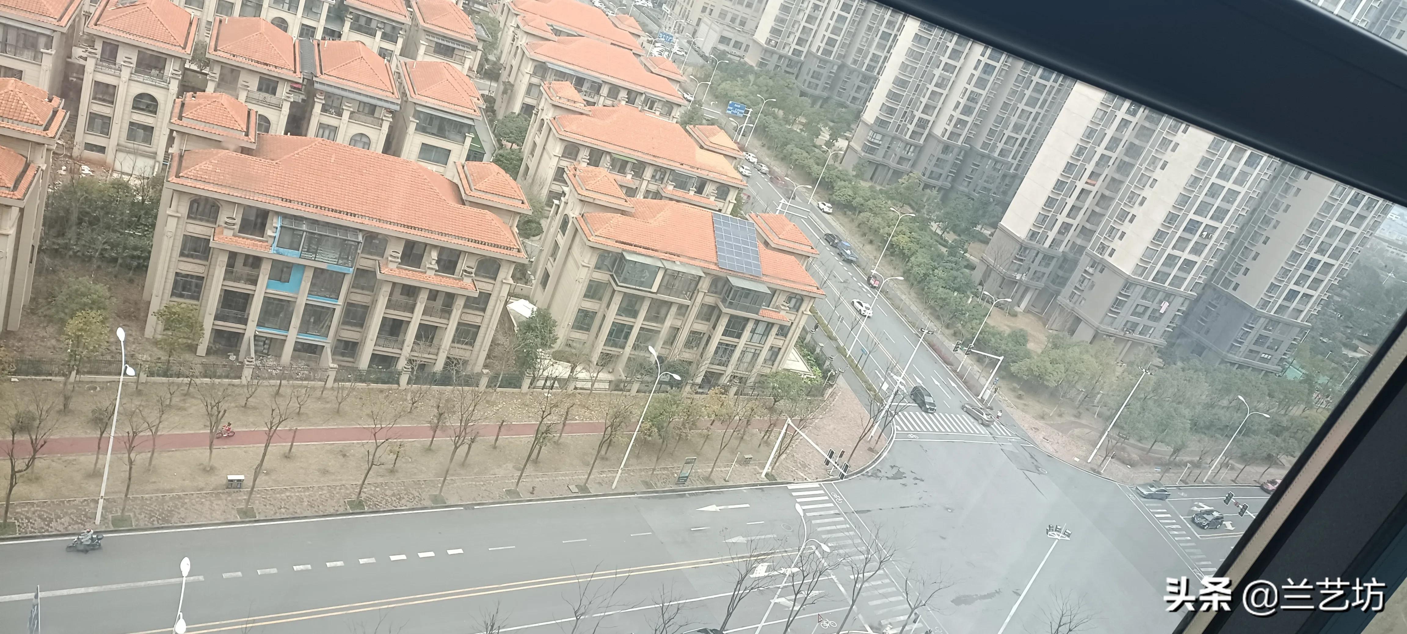 教师内心极度焦虑,作为教师你有什么优缺点