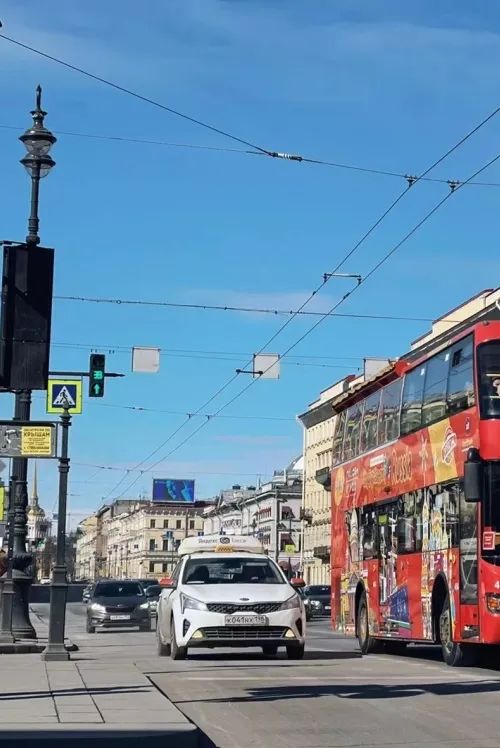 小佳在俄罗斯：初中去留学，虽屡遭扒手，但更多遇见他乡的善意