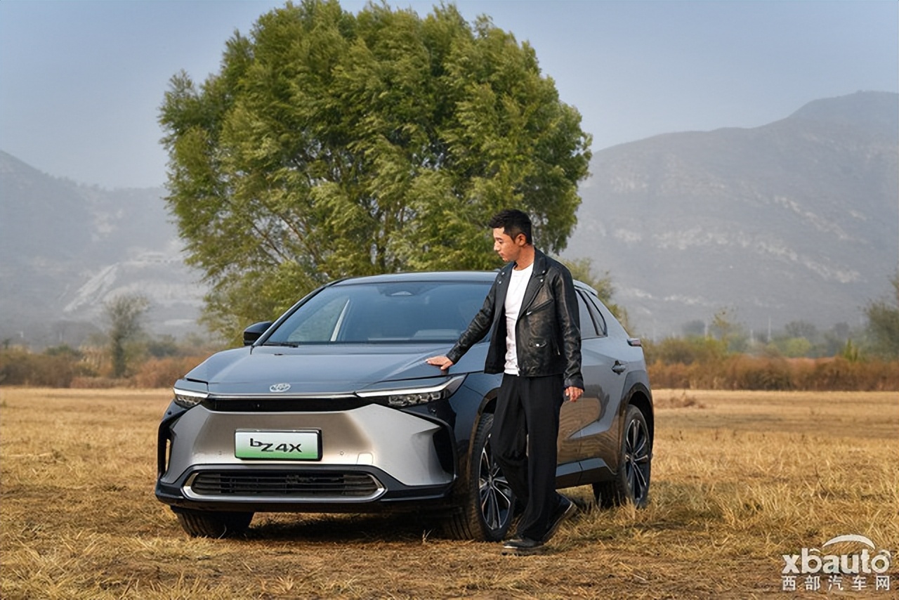 丰田bz4x纯电suv或明年上市落地价,2023款全新丰田bZ4X上市了吗