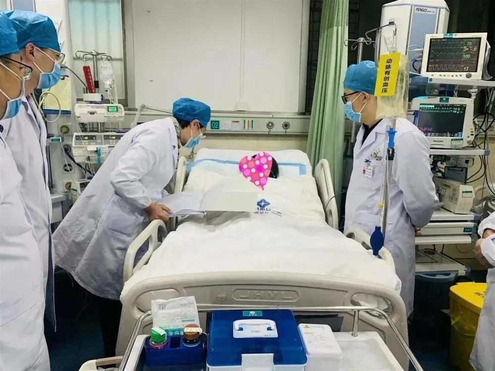 21岁女孩肠道溃烂,女子一周七次肠道溃烂