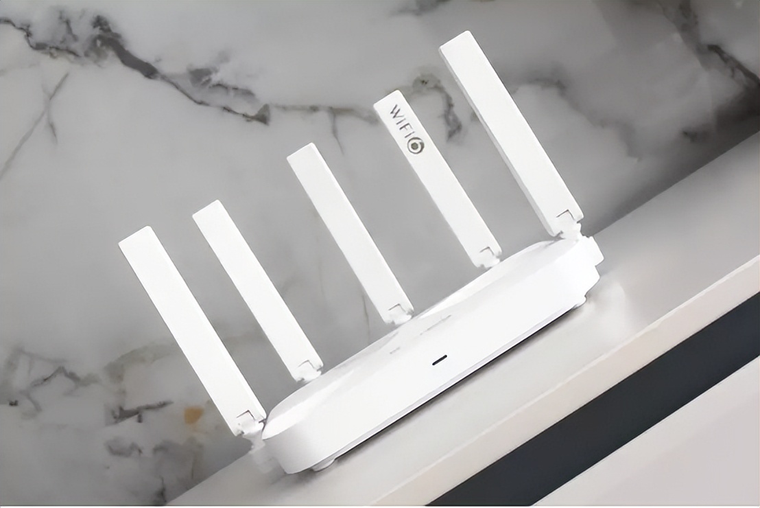 路由器连了宽带wifi会变慢么,wifi快不快是由路由器决定的吗