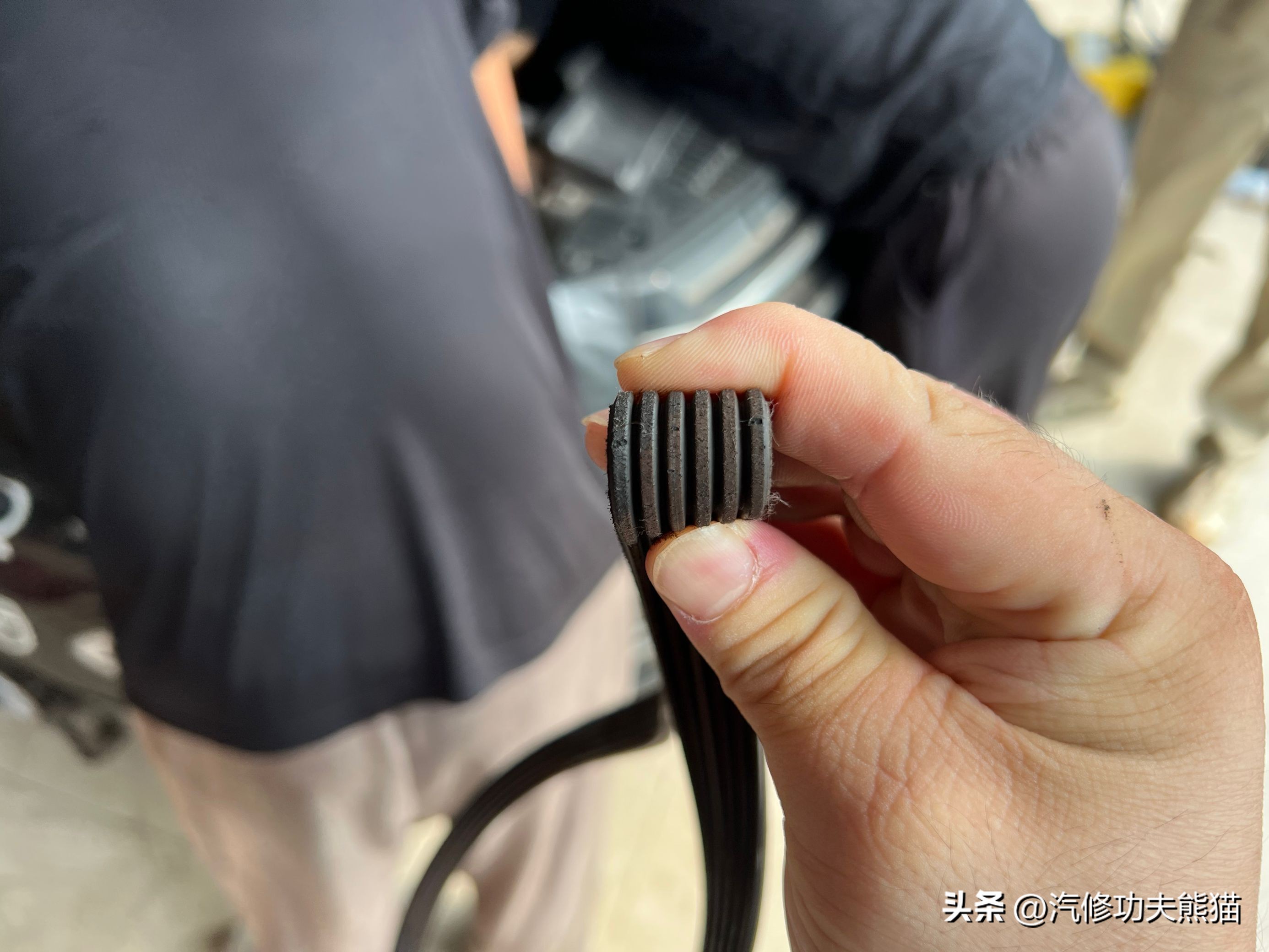 大众途观l2.0t2022保养复位,途观l2017款380tsi四驱豪华版保养