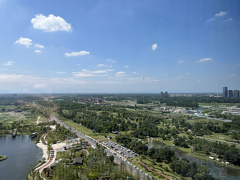 窗含西岭千秋雪成都环球中心雪山,窗含西岭千秋雪魅力成都