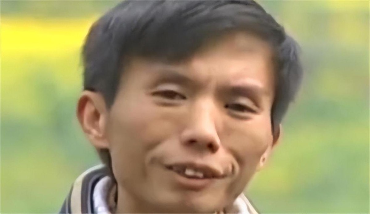 不老女孩曾玉珊现在有多高,花季少女曾玉珊逆生长变孩童