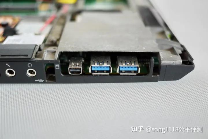 经典笔电复刻机51nbT70评测：依然可以ThinkPad！