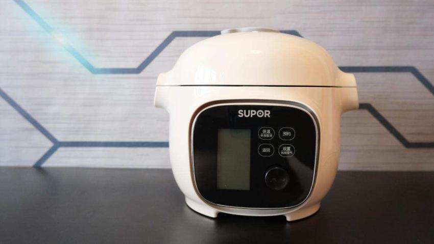 怎样挑选苏泊尔炒菜的锅,苏泊尔的二款料理快锅哪个更好