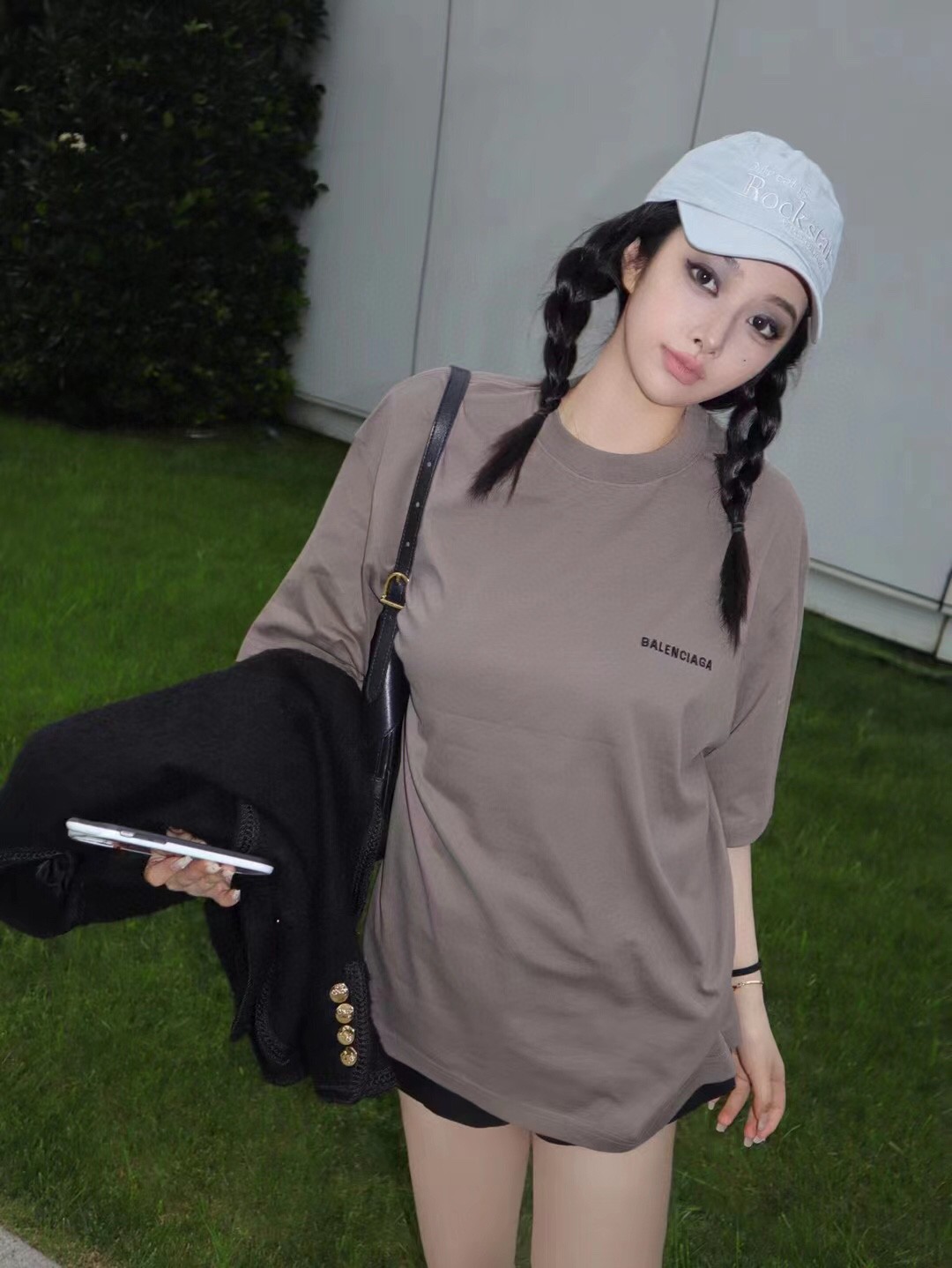 Balenciaga巴黎世家前后字母Logo刺绣圆领短袖手感平滑细腻