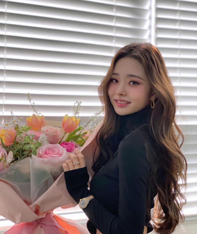 宋智雅被仿妆照片,金智妮jennie宋智雅