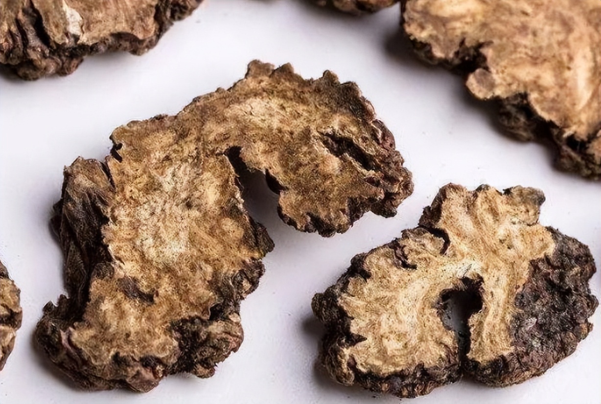 治疗气滞胸痹症的中成药,寒凝气滞胸痹的中医治疗