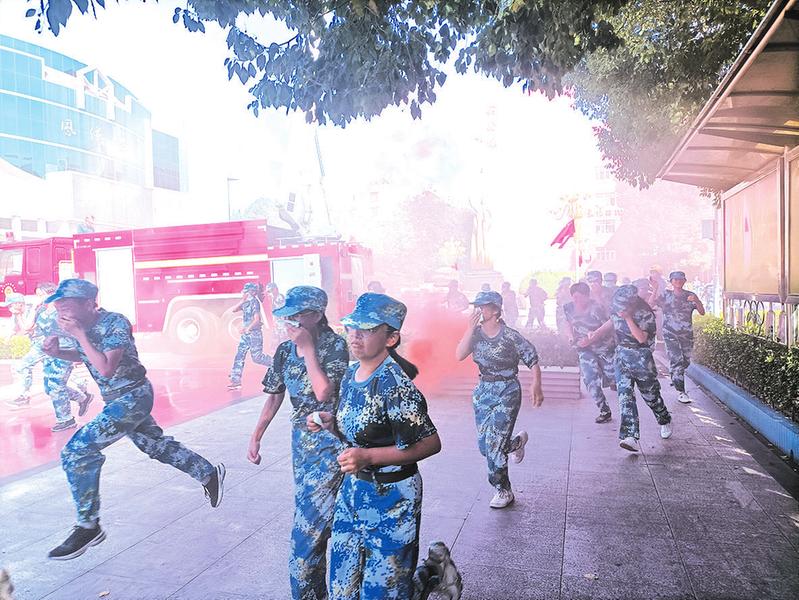 文明引领逐梦远航——曾都区第一中学风采展示