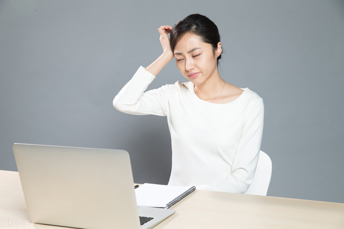 网上买的书为何气味重,书有刺鼻味是什么原因