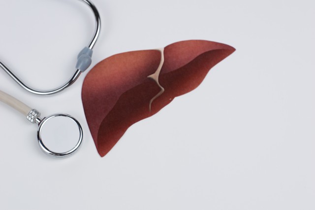 吃他汀药转氨酶高可以吃保肝药吗,吃结核药保肝药转氨酶还高怎么办