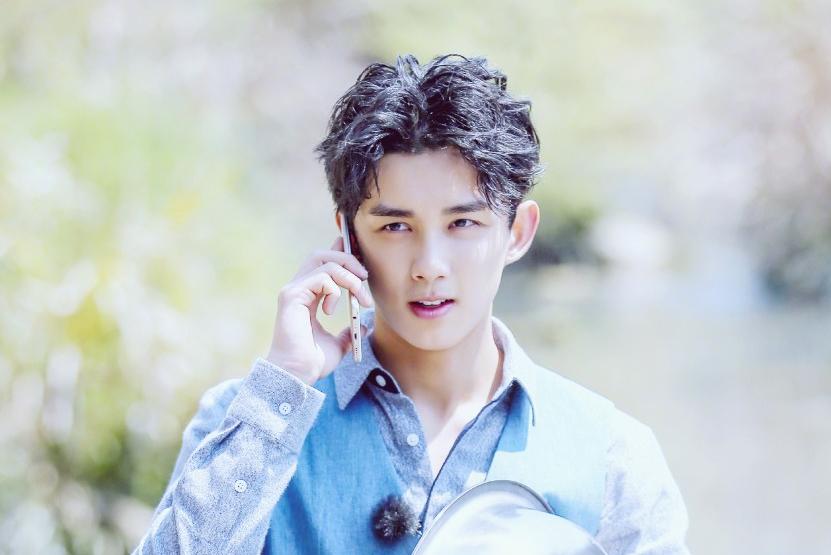 为角色增肥20斤专注演技不惧外表,为瘦到65公斤努力视频