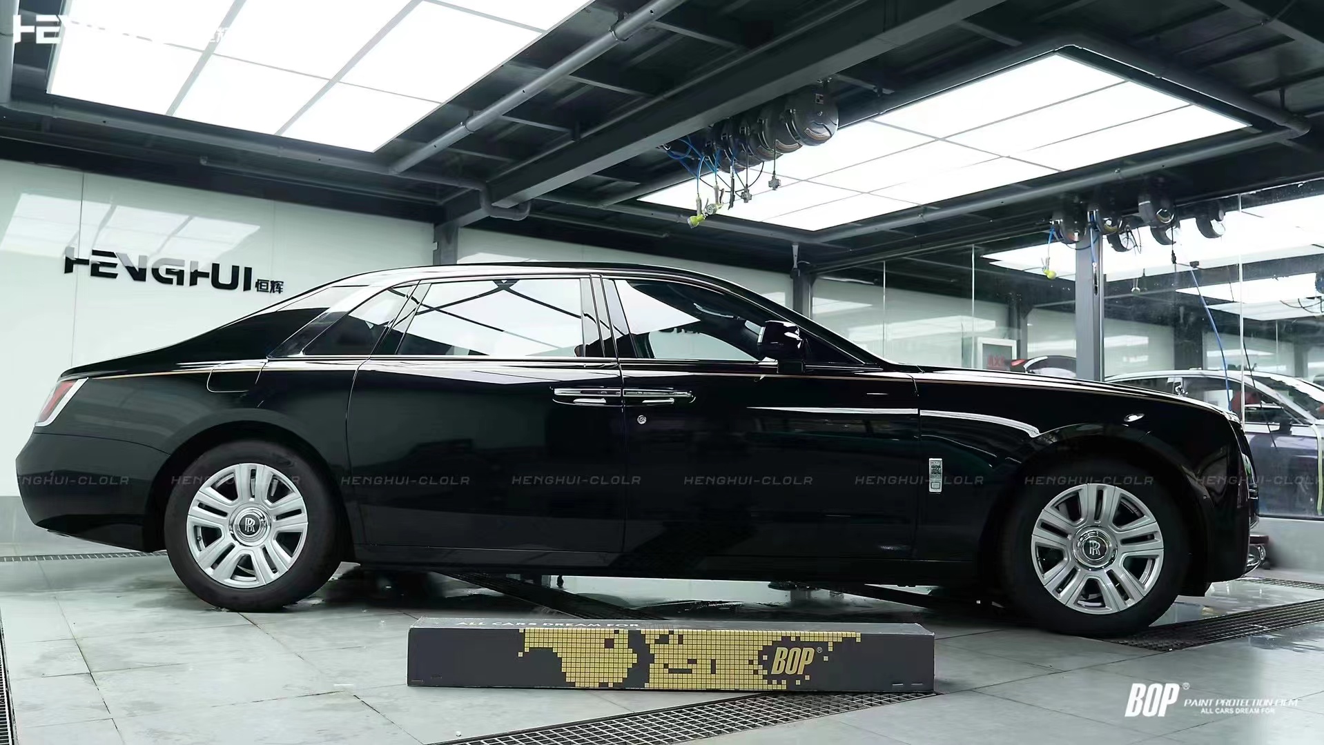 劳斯莱斯古思特2012款6.6t自动,10款劳斯莱斯古思特老改新