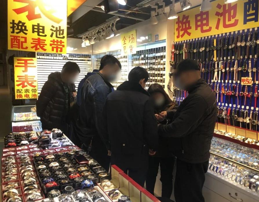 买到二手假货怎么要求赔偿,网购二手商品假货支持假一赔三么