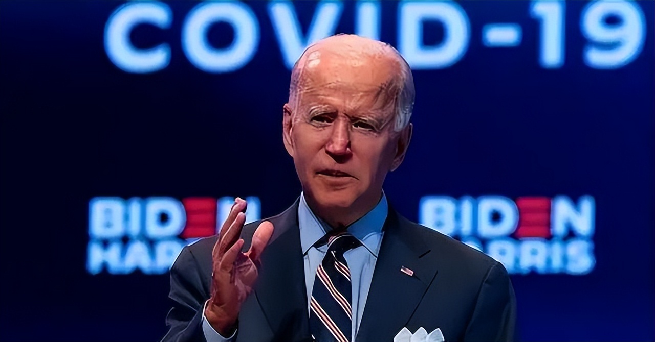 拜登摔倒内容被曝光,拜登下飞机摔倒是真的吗