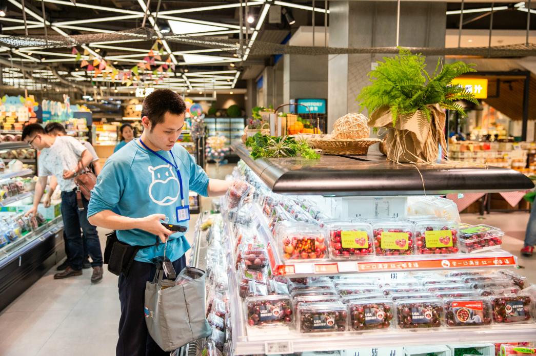 苏宁战略转型的外部推动力,苏宁易购的商业模式现状分析