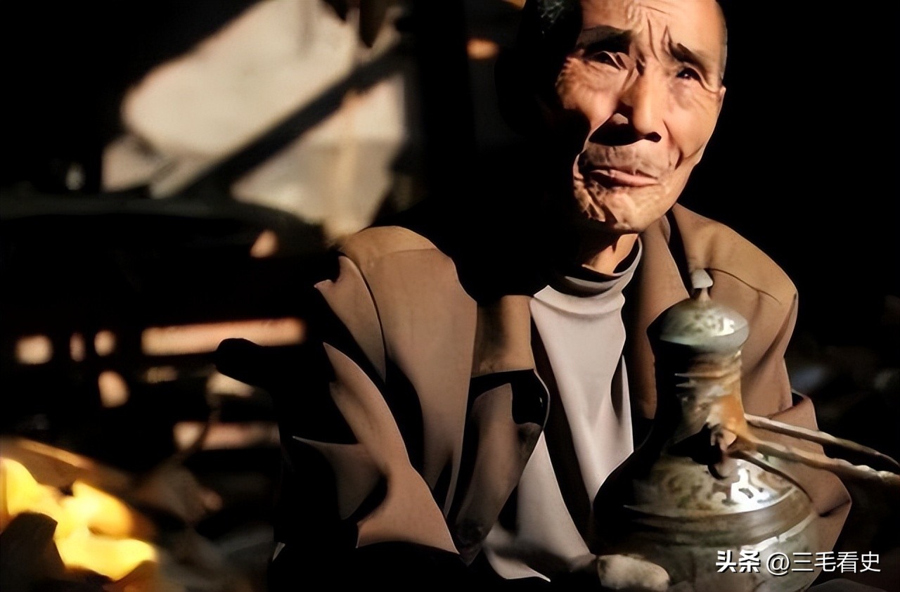 河南老汉带领全村造假,河南一老人带村民造假