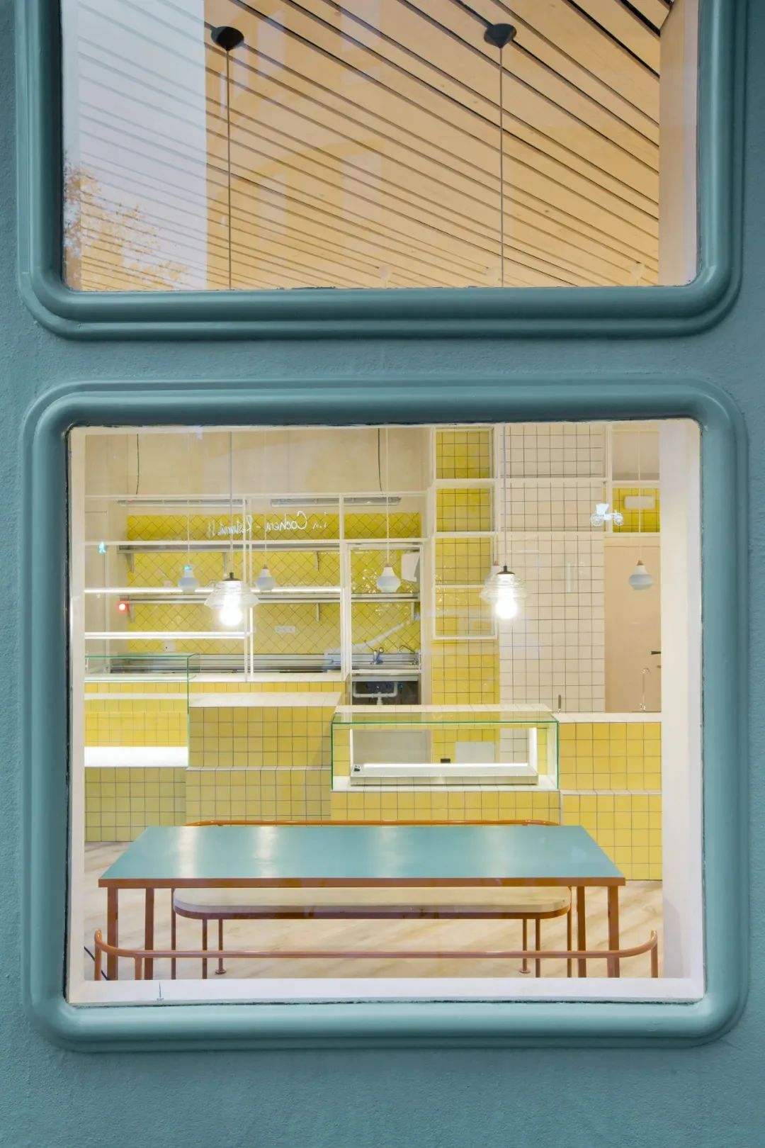 咖啡馆与餐厅一起的设计,极简咖啡厅设计案例赏析