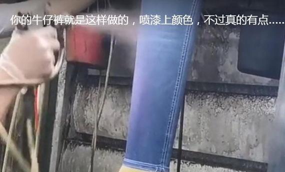 毒衣服致癌物超标20倍,央视曝光市场夺命衣服