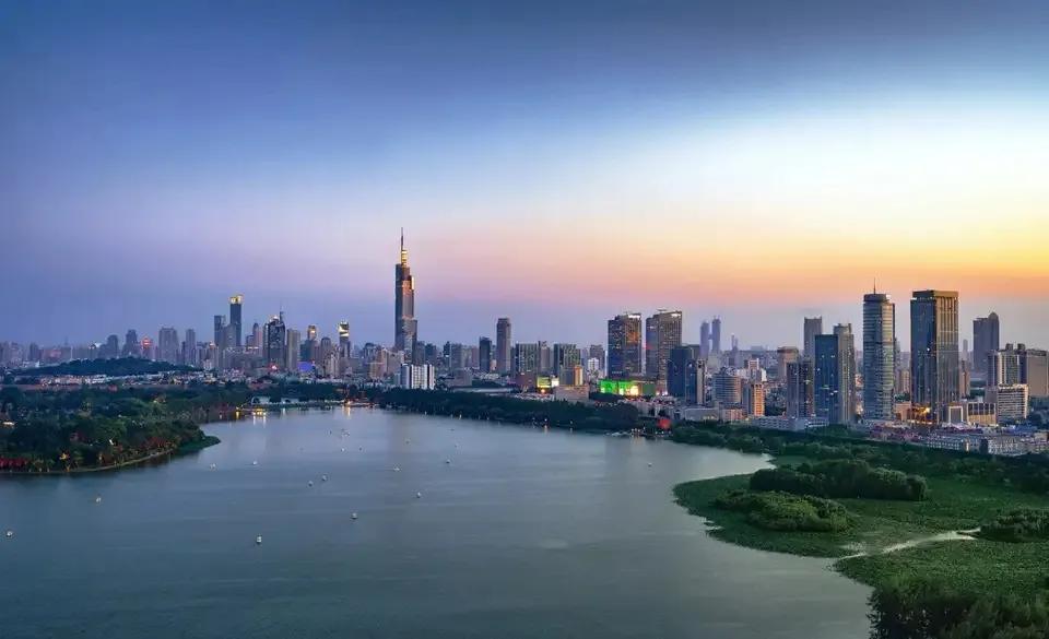 因为一支球队，爱上了一座城