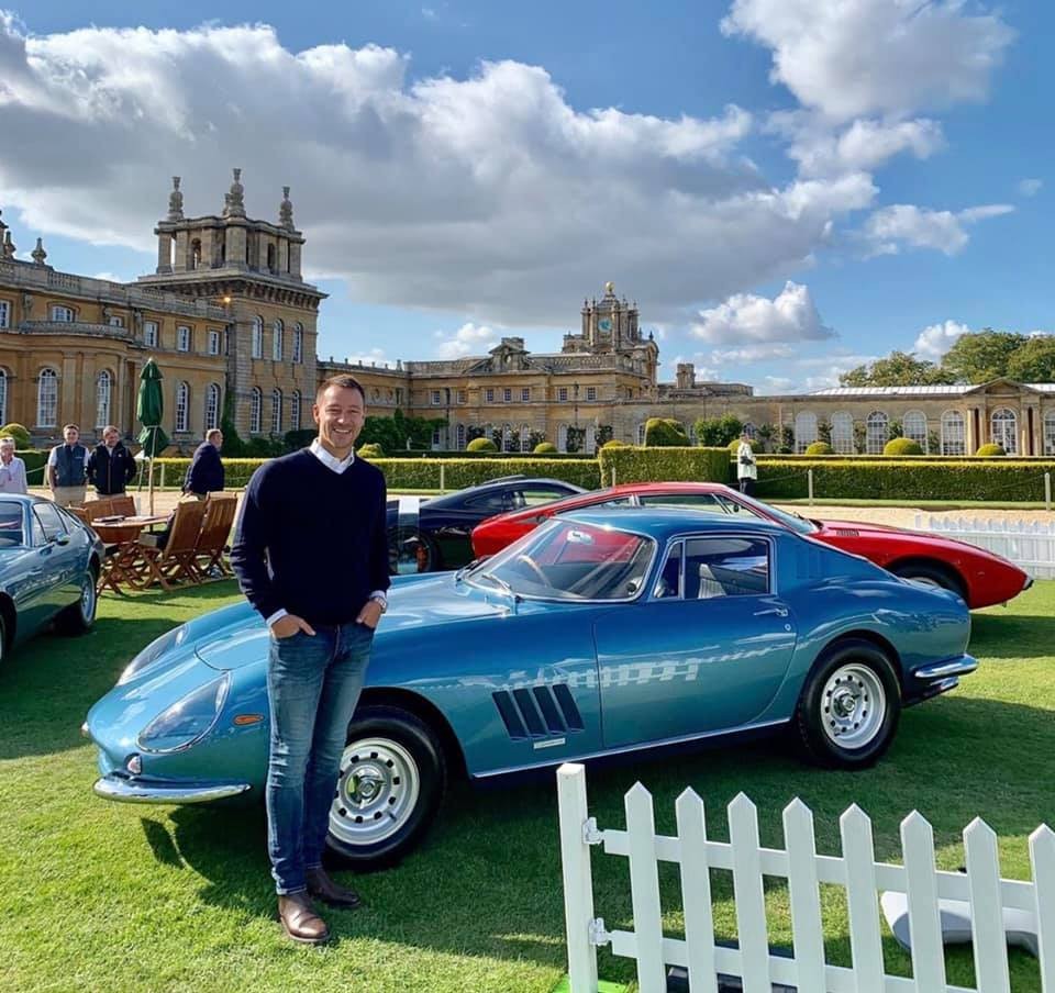 英格兰球星豪宅,约翰特里豪车