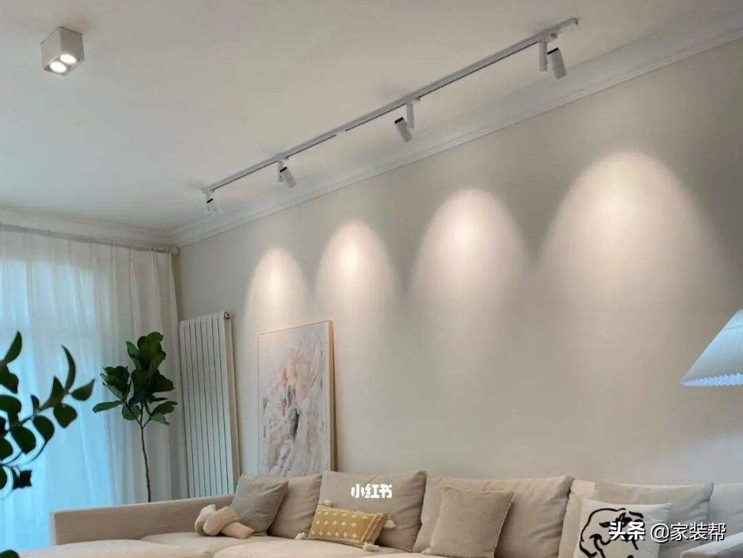 客厅做无主灯卧室不做吊顶可以吗,无主灯磁吸轨道灯客厅吊顶效果图