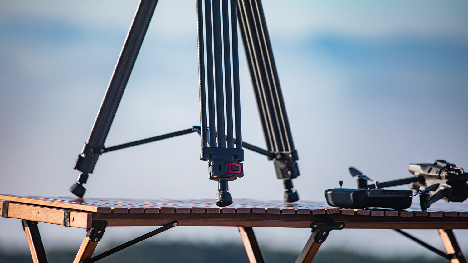 千元以内单反国产三脚架,阿维拉三脚架质量如何