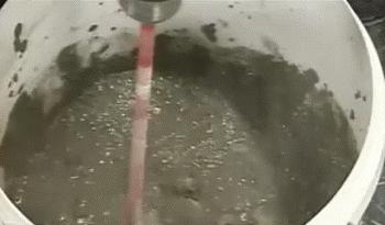 不要一错再错原版,为什么我们要选择用瓷砖胶