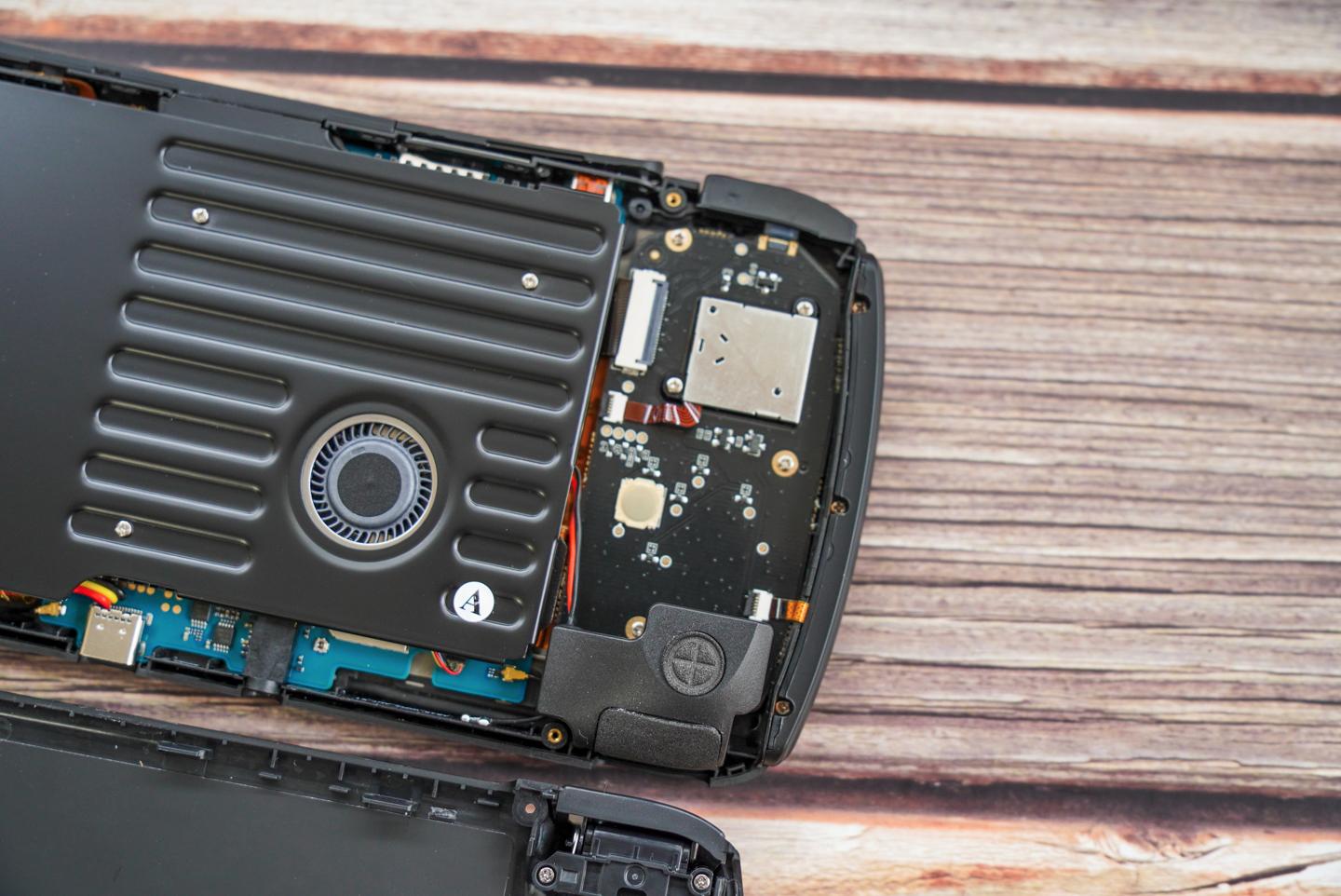 ayaneo安卓掌机评测,ayaneo2掌机深度测评