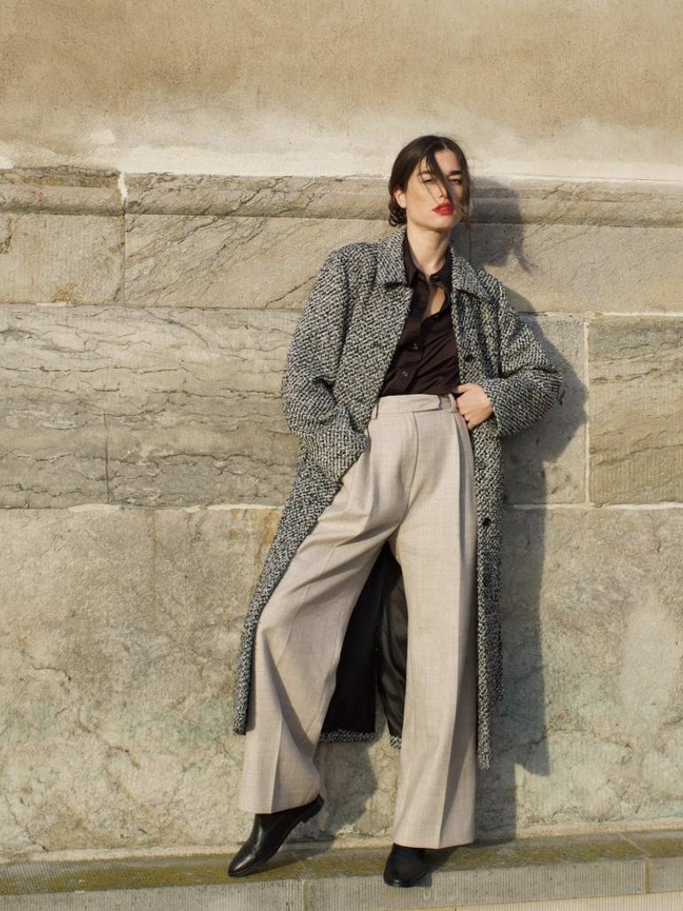 冬日的高级感，一件时尚大衣就够了！帮40+女人诠释满满的质感