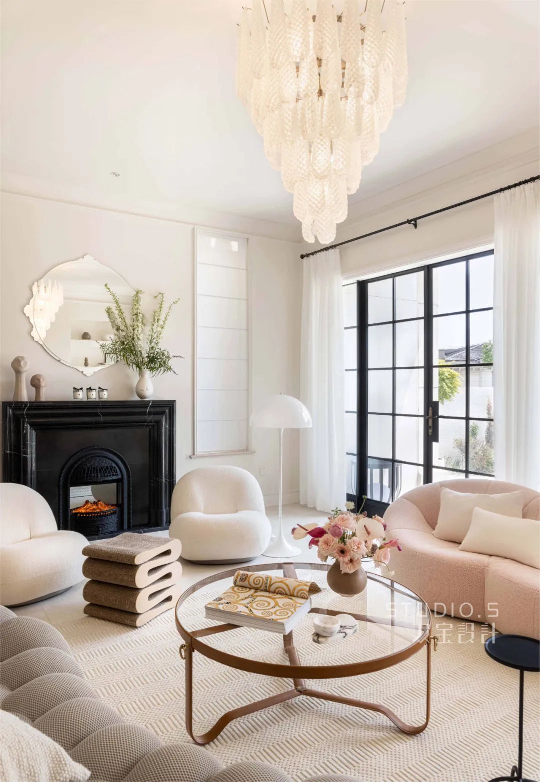 欧式别墅的院子怎么装修,欧式风格房子怎么改成简约风格