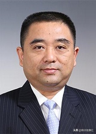 现任上海市市长和副书记,建国后历任上海市市长和市委书记