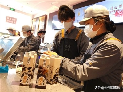 “老古董”有了“新味道”首家赤壁青砖奶茶店开业