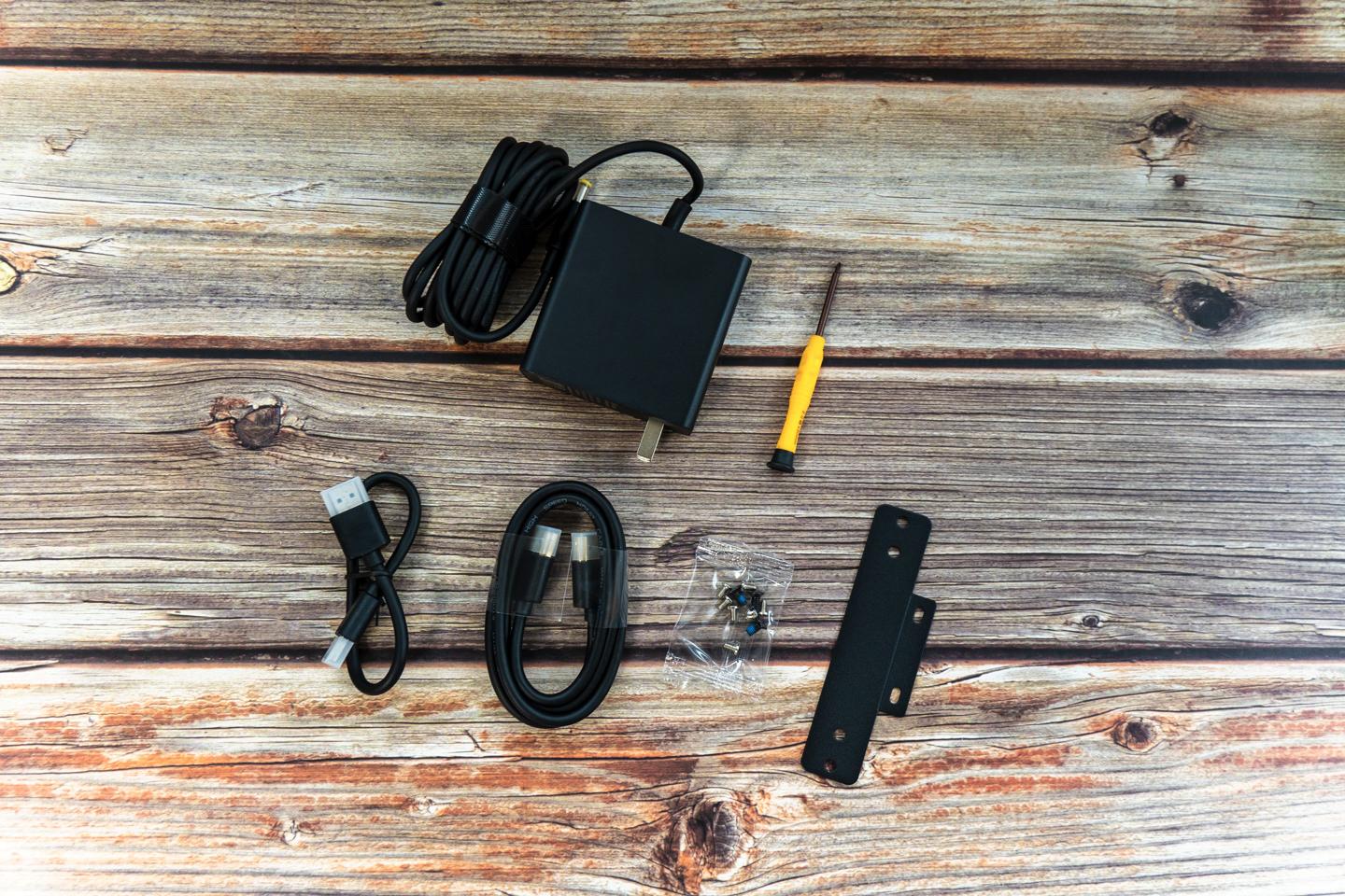 搭载R7-7735HS零刻SER6ProVEST,马甲版深度测试