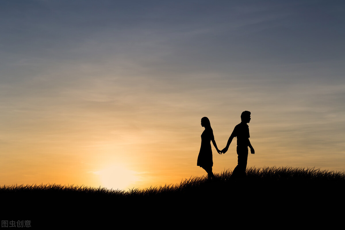 男生把你当备胎的迹象,被女生当备胎男生如何逆袭