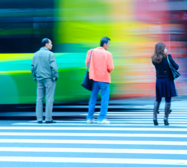 交警查处交通违法行为保平安,交警道路交通安全隐患整治