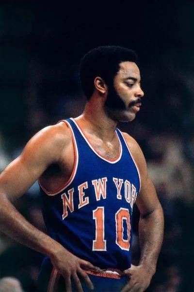 nba球衣进化史,nba21-22尼克斯球衣