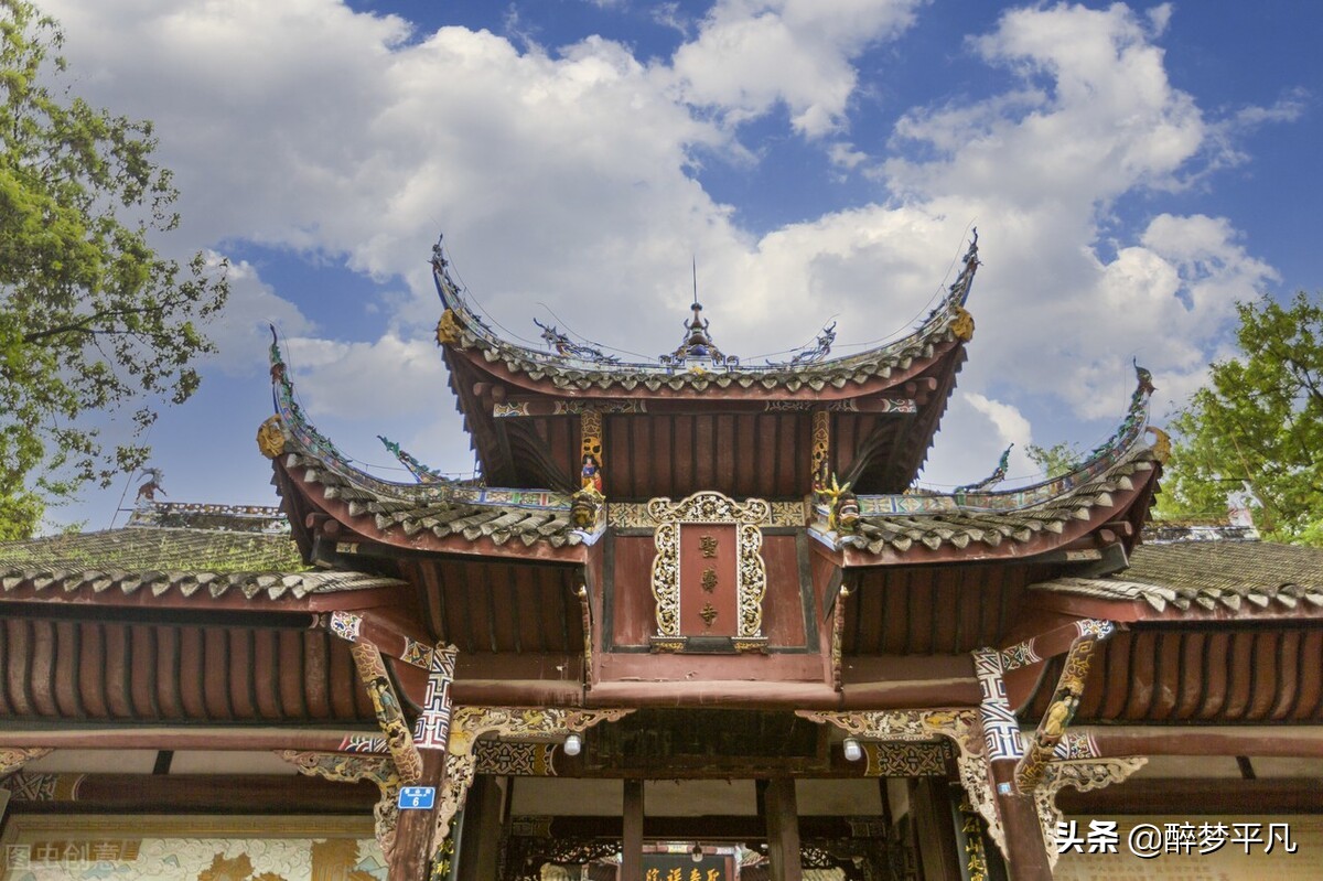 重庆大足石刻景区里走路多吗,重庆大足石刻景区门票