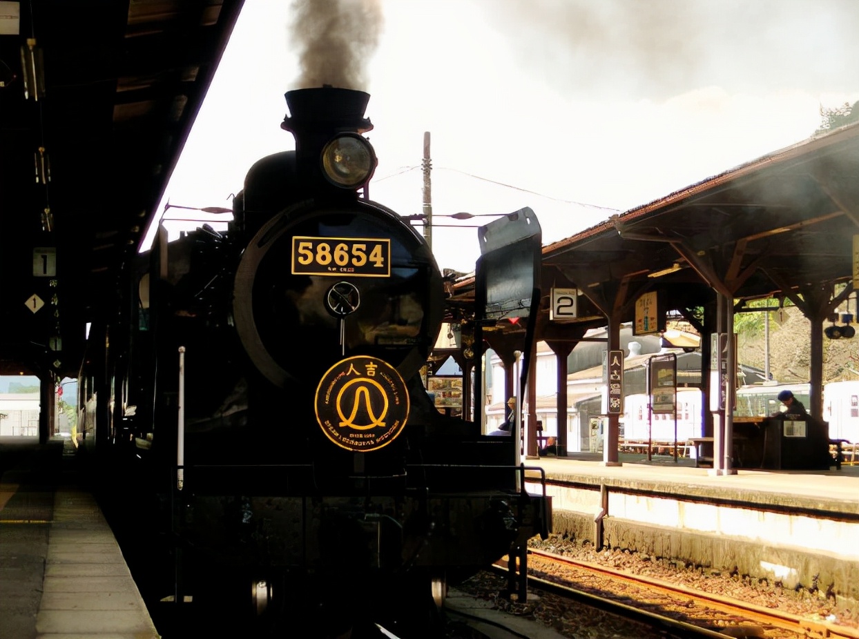 日本观光列车时刻表,没时间解释了快上车视频