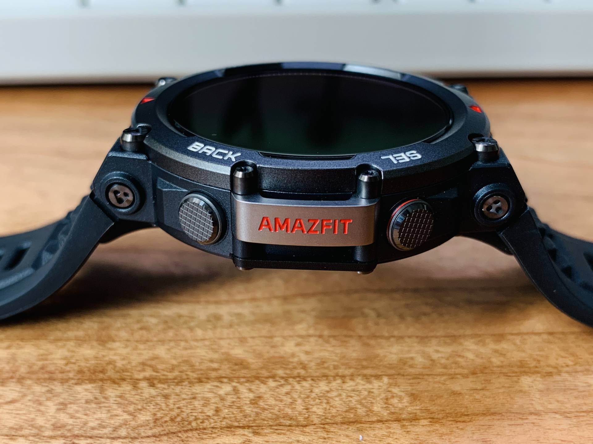 卡西欧手表测评中国龙白,卡西欧独角兽系列的手表测评