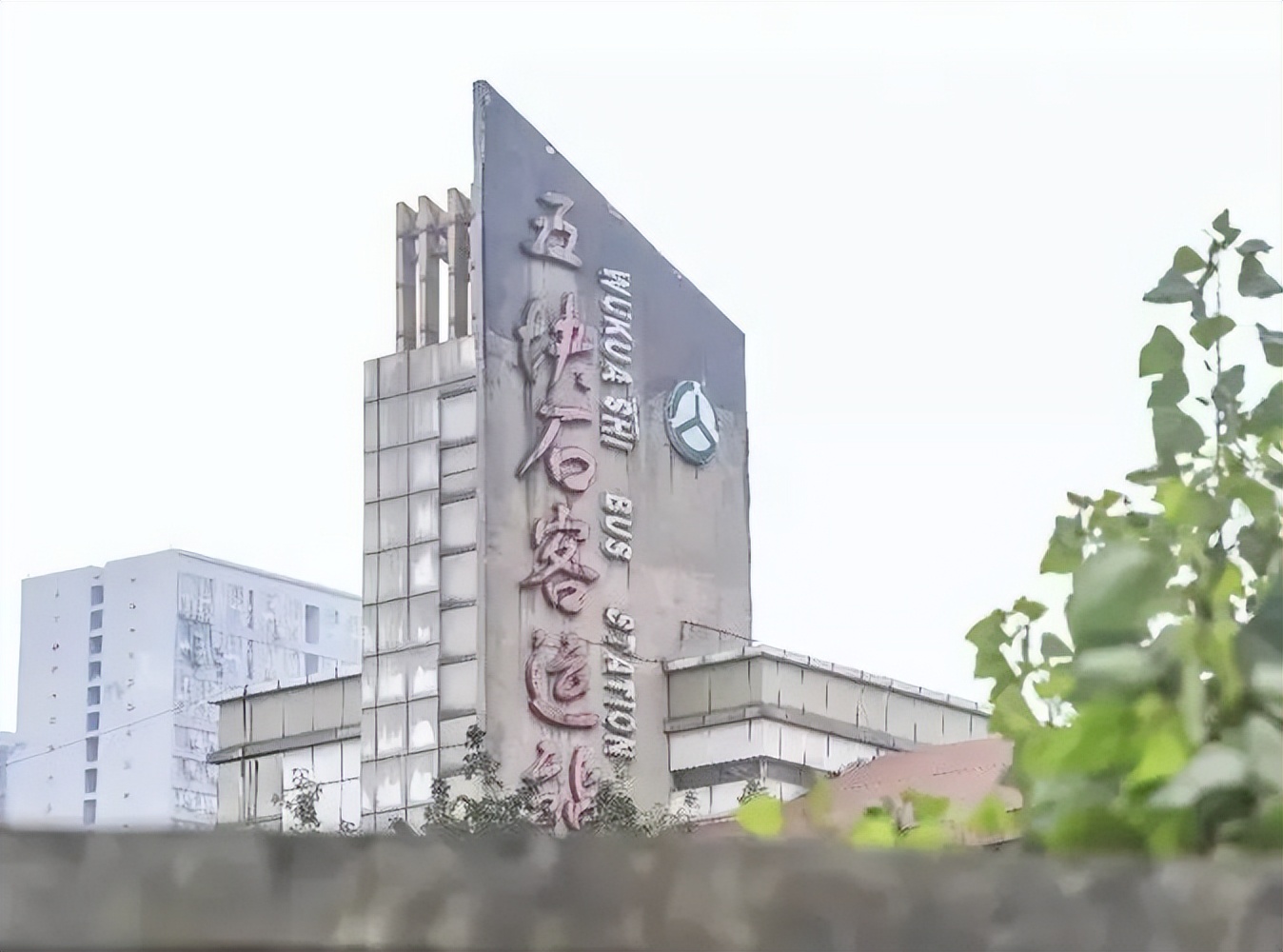 成都原来的老汽车站在哪里,成都各大汽车站